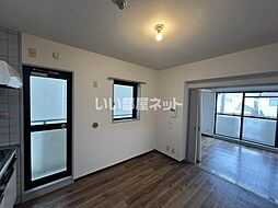 ドリームマンション登戸第二 202 2階2DKのリビング/ダイニング