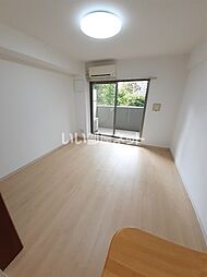 グランカーサ梅田北 1307 13階ワンルームのリビング/ダイニング