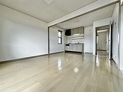 ハイカムールまつもとＡ 202 2階2LDKのリビング/ダイニング