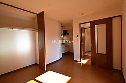 アイメゾン 102 1階ワンルームのリビング/ダイニング