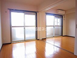 アクロス28 101 1階2LDKのリビング/ダイニング