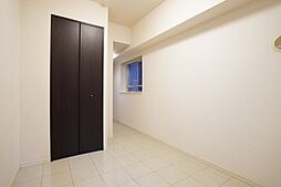 ＲＥＶ　ＲＥＦＡＹＳ−ＭＡＮＡ 3階ワンルームのリビング/ダイニング