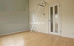 コリーヌ・ドゥ・レーヴ 201 1階1Kのリビング/ダイニング