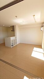 アヴァンツァーレ　B棟 307 3階2LDKのリビング/ダイニング