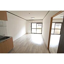 エステートサンフレッシュ 501 5階2LDKのリビング/ダイニング