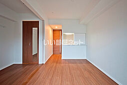 エンクレスト薬院大通 204 2階1LDKのリビング/ダイニング