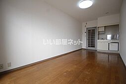 グランブルーアクア 201 2階1LDKのリビング/ダイニング