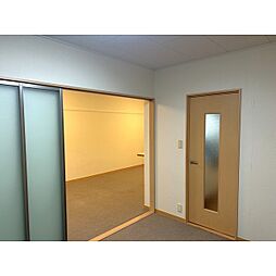 ベガI 204 2階1LDKのリビング/ダイニング