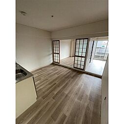 Maison Sakae 208 2階2DKのリビング/ダイニング