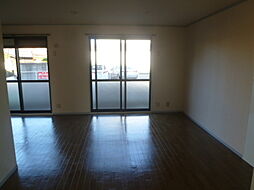 リバーシャトル　Ｃ棟 101 1階2LDKのリビング/ダイニング