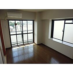 ガーデンハイツ昭島 203 2階2DKのリビング/ダイニング