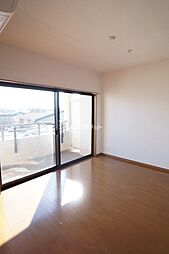 エイブル春日 503 5階2LDKのリビング/ダイニング