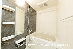 マハーロＹＡＭＡＮＡＫＡ 202 2階1LDKの室内