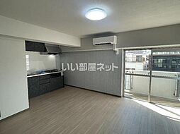 第一トーカングランドマンション南林寺シーサイド 306 3階2LDKのリビング/ダイニング