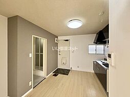 コーポまどか 202 1階2DKのリビング/ダイニング