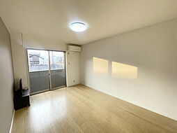 アザレア伊万里I 102 1階1Kのリビング/ダイニング