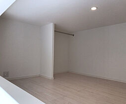 アルバーノ鳥羽見Ｒａｆｆｉｎａｔｏ 202 2階1Kのリビング/ダイニング