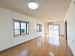 アネックス山内 201 2階1LDKのリビング/ダイニング