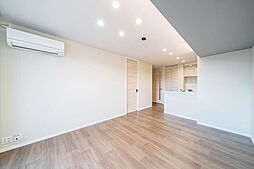 Ｆｏｒｅｎａ上杉6丁目 302 3階1LDKのリビング/ダイニング