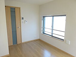 アバンサール上大岡 301 3階1Kのリビング/ダイニング