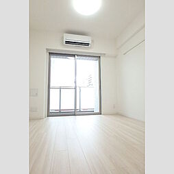 グランド・ガーラ川崎西口 1005 10階1Kのリビング/ダイニング