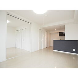 JR信越本線 新潟駅 徒歩18分の賃貸マンション 5階1LDKのリビング/ダイニング