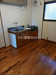 ユトリロ宮ノ西 203 2階2DKのリビング/ダイニング