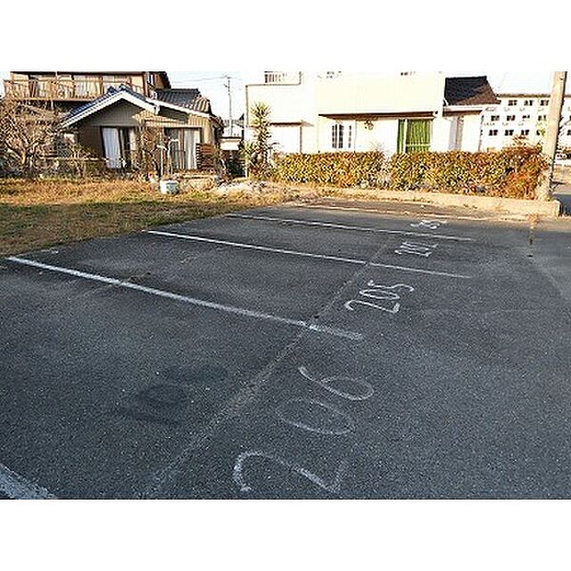 10 / 11