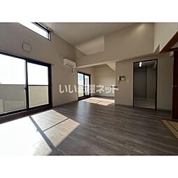 ドムス喜兵衛　宙 303 3階3LDKのリビング/ダイニング