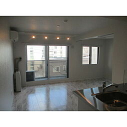 シエル山鼻 201 2階1LDKのリビング/ダイニング