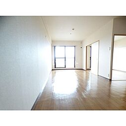 メゾンユーラップ 402 4階1LDKのリビング/ダイニング