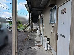 8 / 12