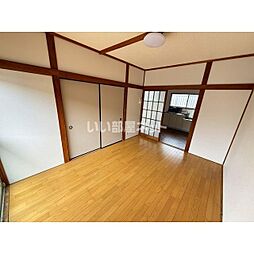 鈴英アパート 2DKの写真