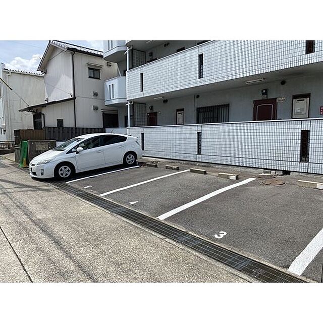 6 / 18