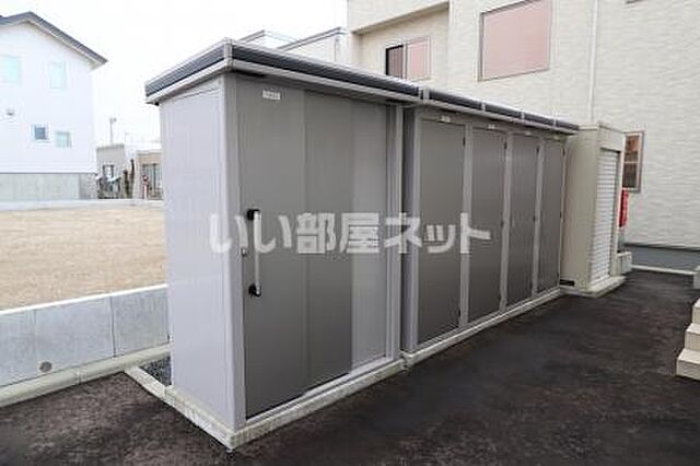 その他