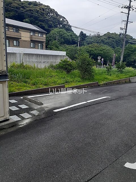 7 / 18