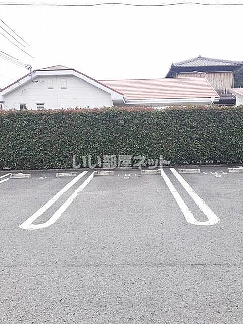 7 / 11
