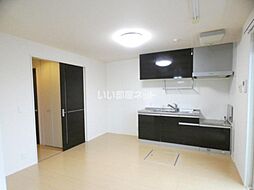 ウインドフィル 102 1階2DKのリビング/ダイニング