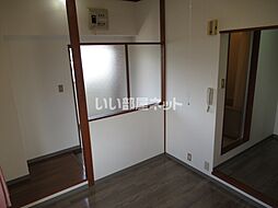 シルキーハイツ 201 2階1DKのリビング/ダイニング