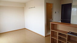 アストレア 301 3階1LDKのリビング/ダイニング