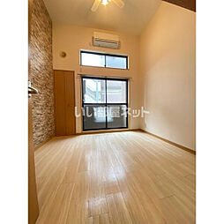 ナディアK・N 103 1階1Kのリビング/ダイニング