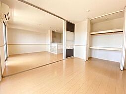 シャトーラトゥール　I棟 I203 2階2LDKのリビング/ダイニング