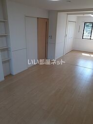 ソレイユ泉 204 2階1LDKのリビング/ダイニング