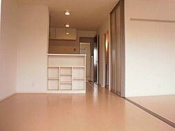 グラニュースクェア 103 1階2DKのリビング/ダイニング