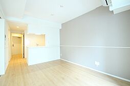 カーサヴェルデ三軒茶屋 201 2階1LDKのリビング/ダイニング