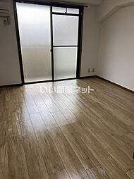 JR東海道・山陽本線 草津駅 徒歩13分の賃貸マンション 2階1Kのリビング/ダイニング