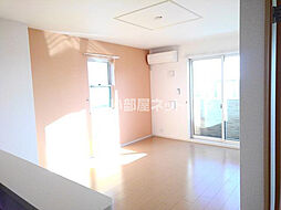 メゾン　エリーナ 101 1階1LDKのリビング/ダイニング