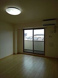 ブリリアント　テラス 402 4階1Kのリビング/ダイニング