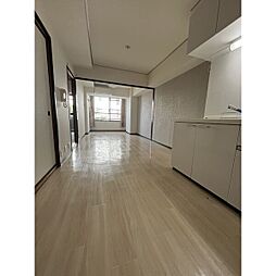 インペリアル京都 302 3階3LDKのリビング/ダイニング