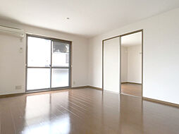 エクセル・スウィート　III 202 2階2LDKのリビング/ダイニング